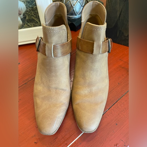 Wonderly Shoes - Booties by Wonderly